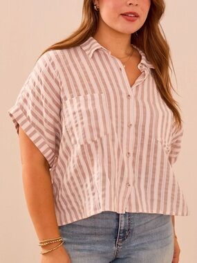 ARULA 1X Beige and White Striped Button Up Blouse